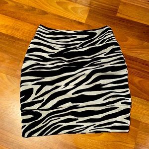 Charlotte Russe Zebra Pencil Skirt Size (S)